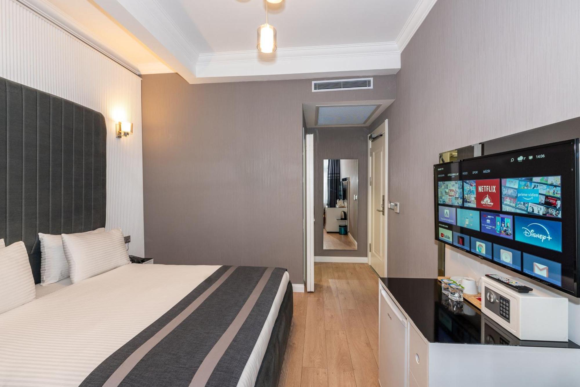 The Now Hotel Istanbul Bagian luar foto