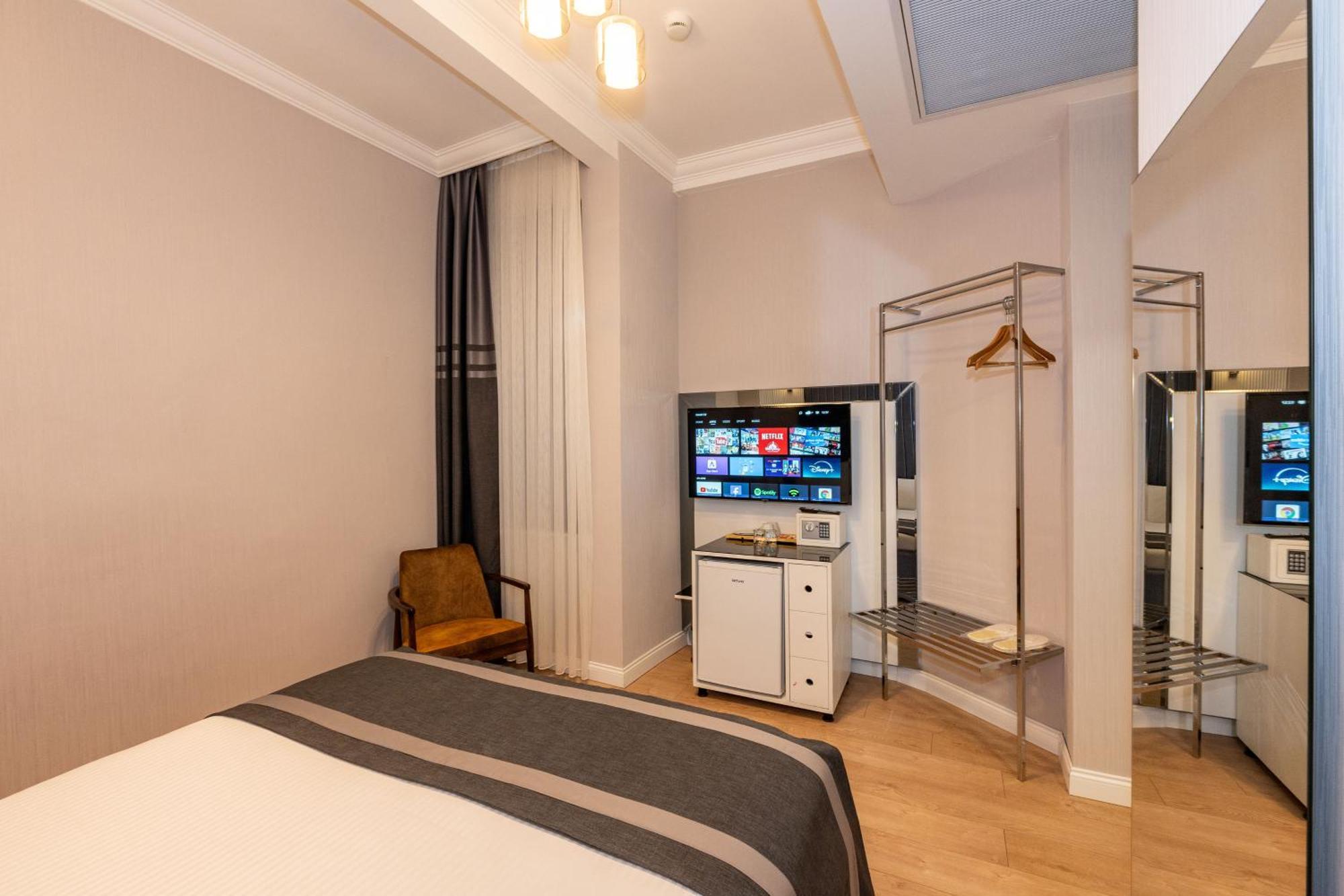The Now Hotel Istanbul Bagian luar foto