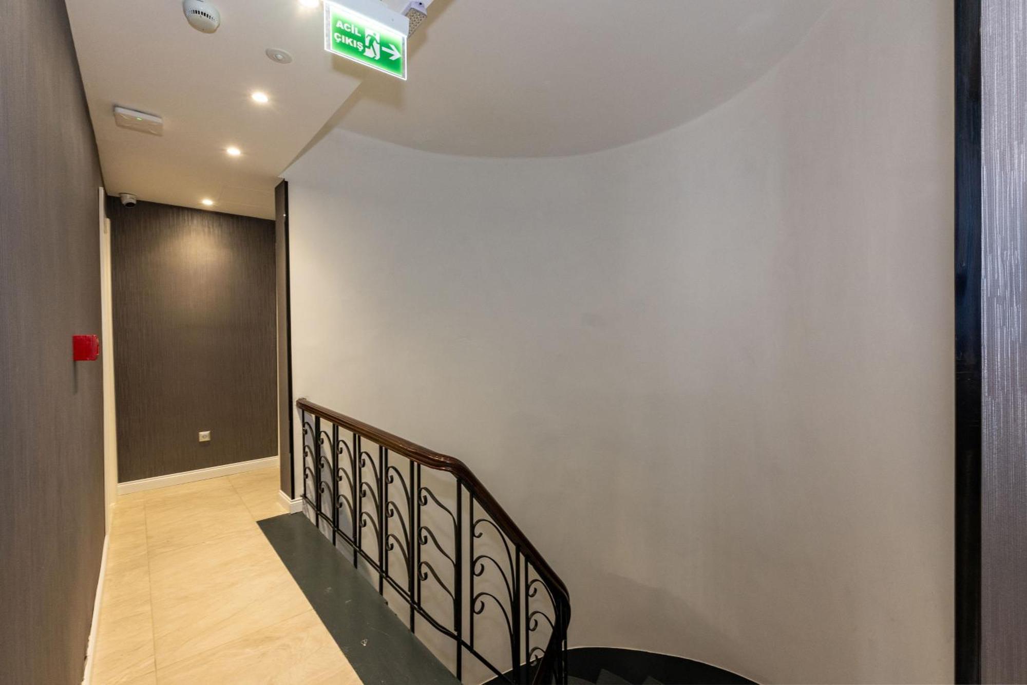 The Now Hotel Istanbul Bagian luar foto