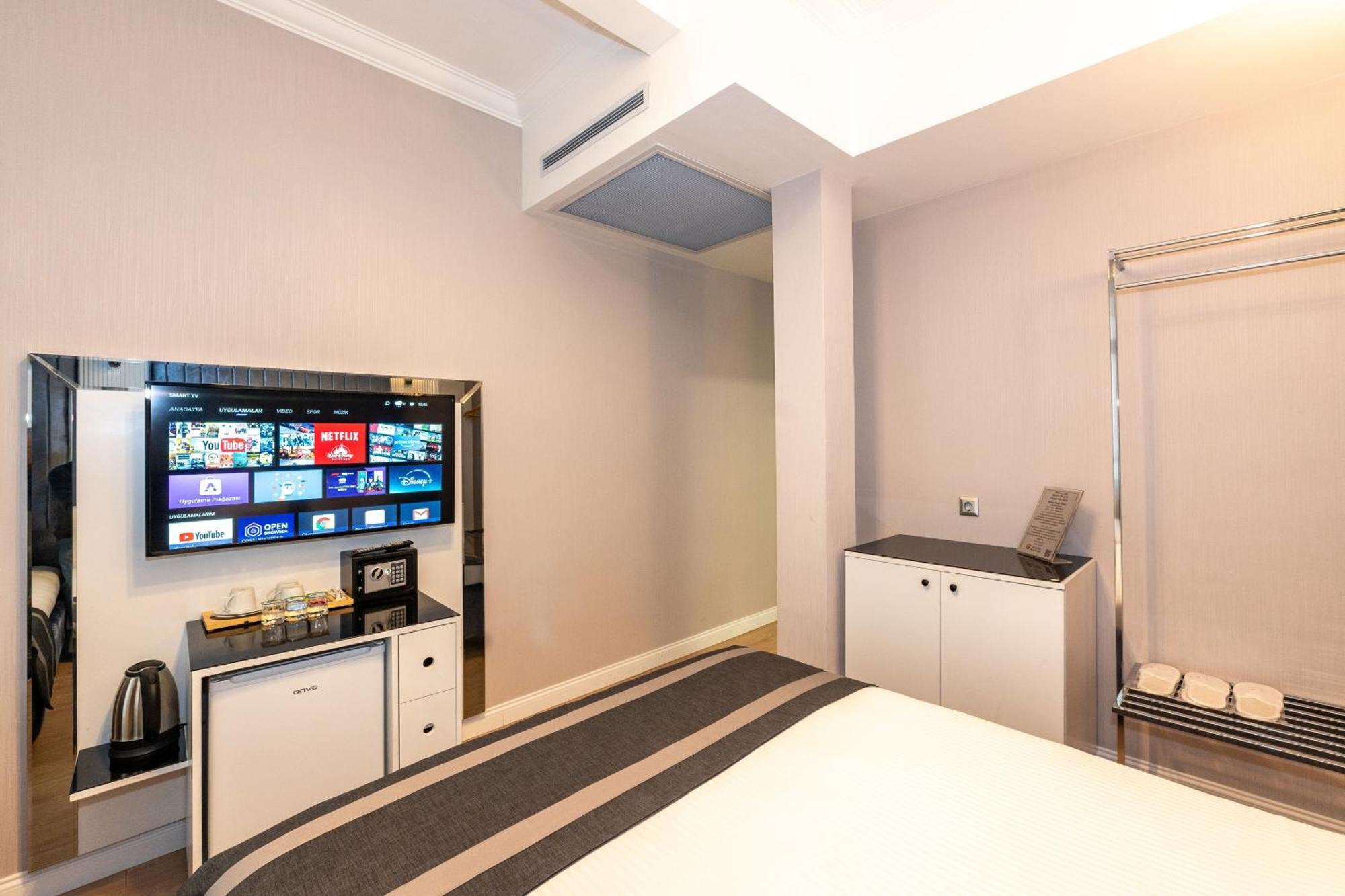 The Now Hotel Istanbul Bagian luar foto