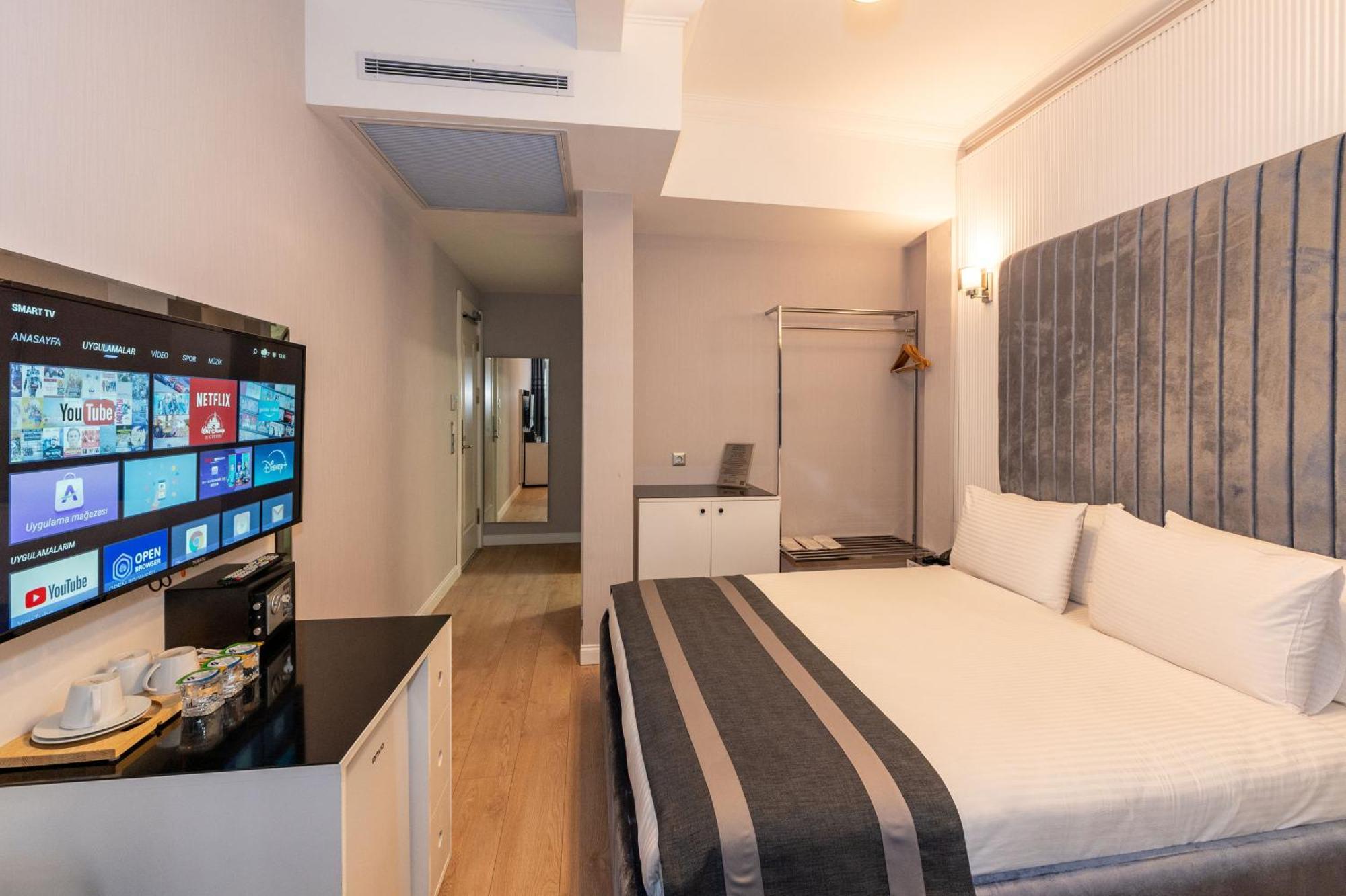 The Now Hotel Istanbul Bagian luar foto